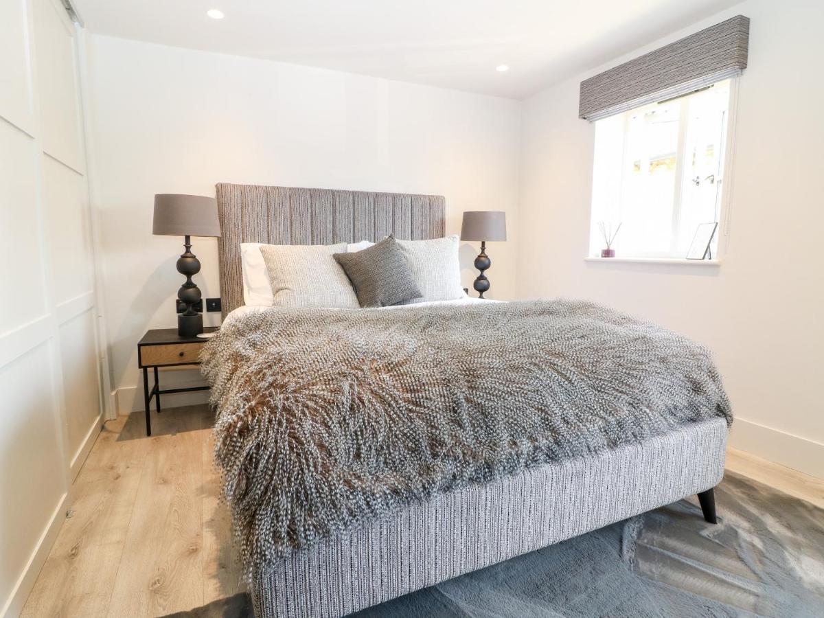 12 Manor Farm Close 金汉 外观 照片